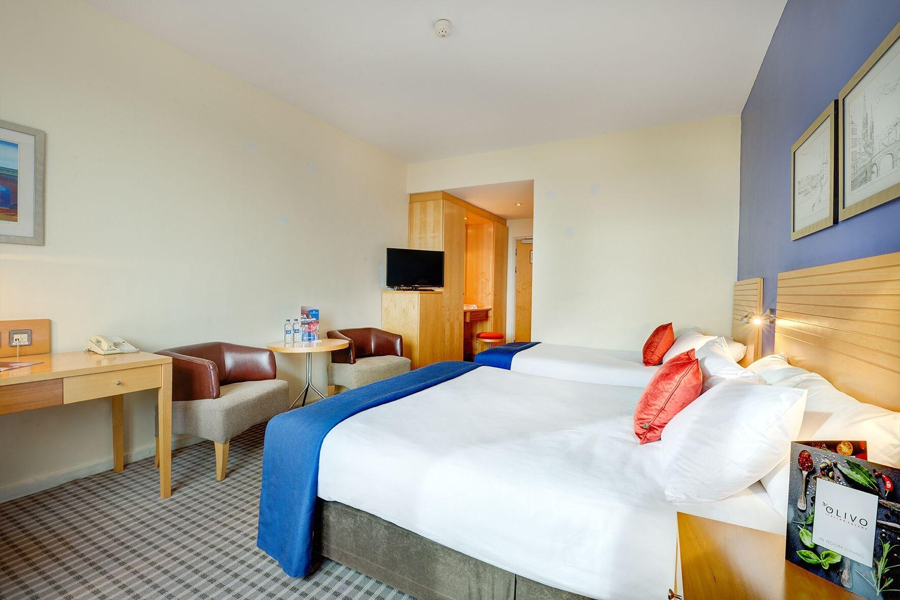 Cork Airport Hotel Екстериор снимка