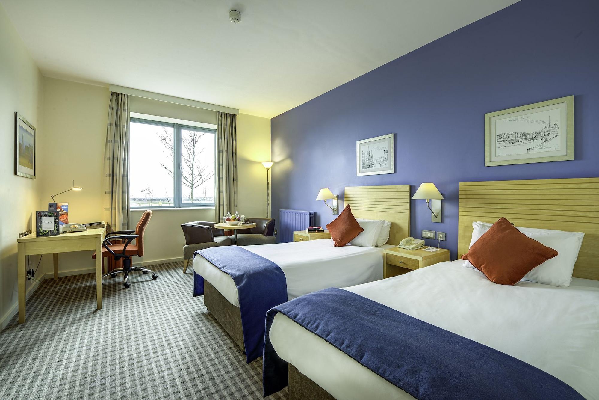 Cork Airport Hotel Екстериор снимка