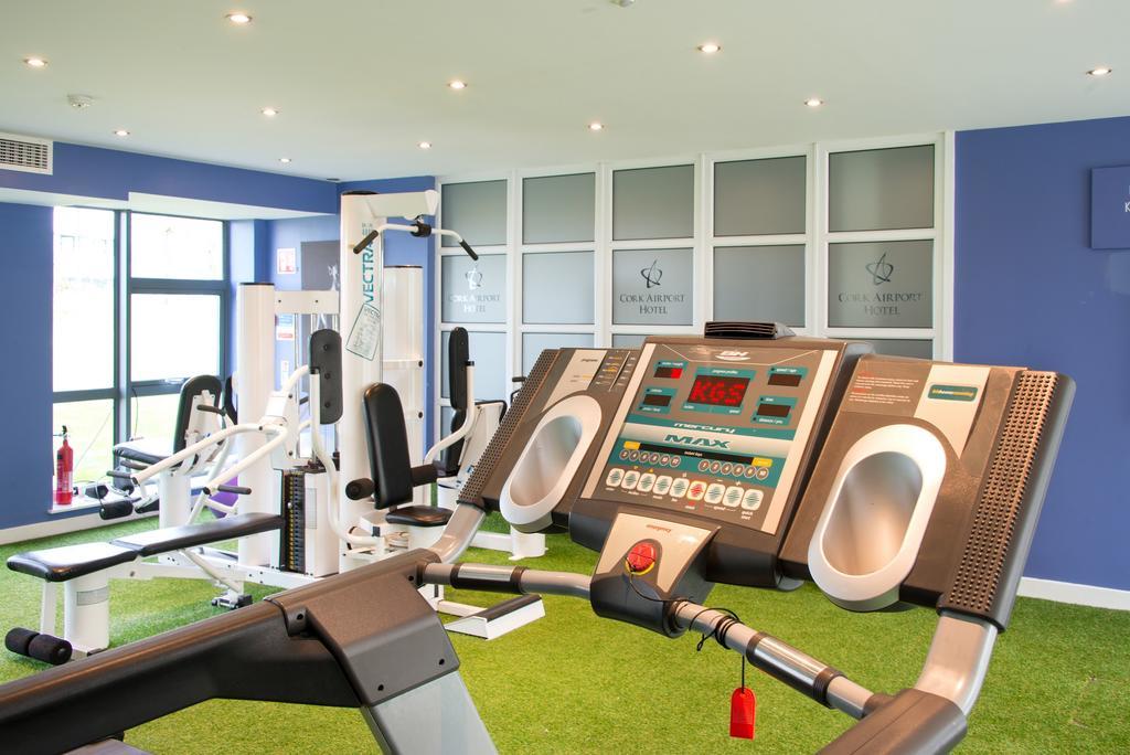 Cork Airport Hotel Екстериор снимка