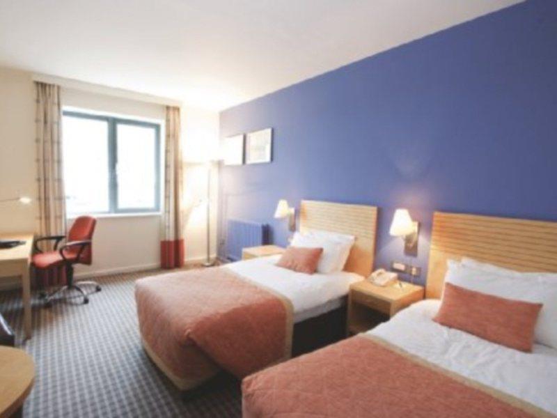 Cork Airport Hotel Стая снимка