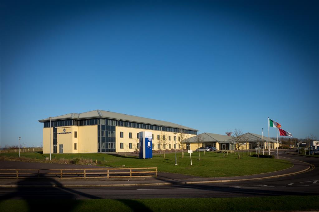 Cork Airport Hotel Екстериор снимка
