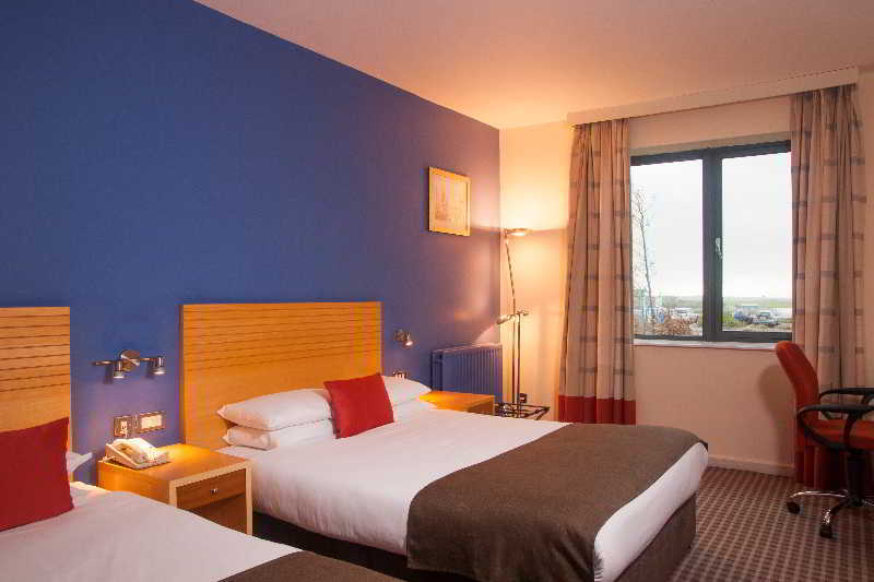 Cork Airport Hotel Екстериор снимка