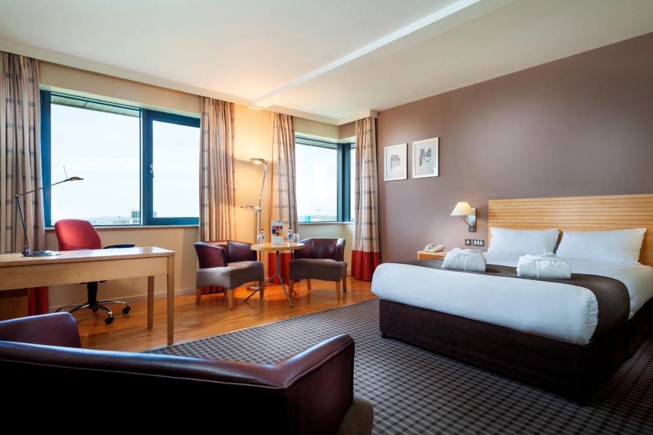 Cork Airport Hotel Екстериор снимка